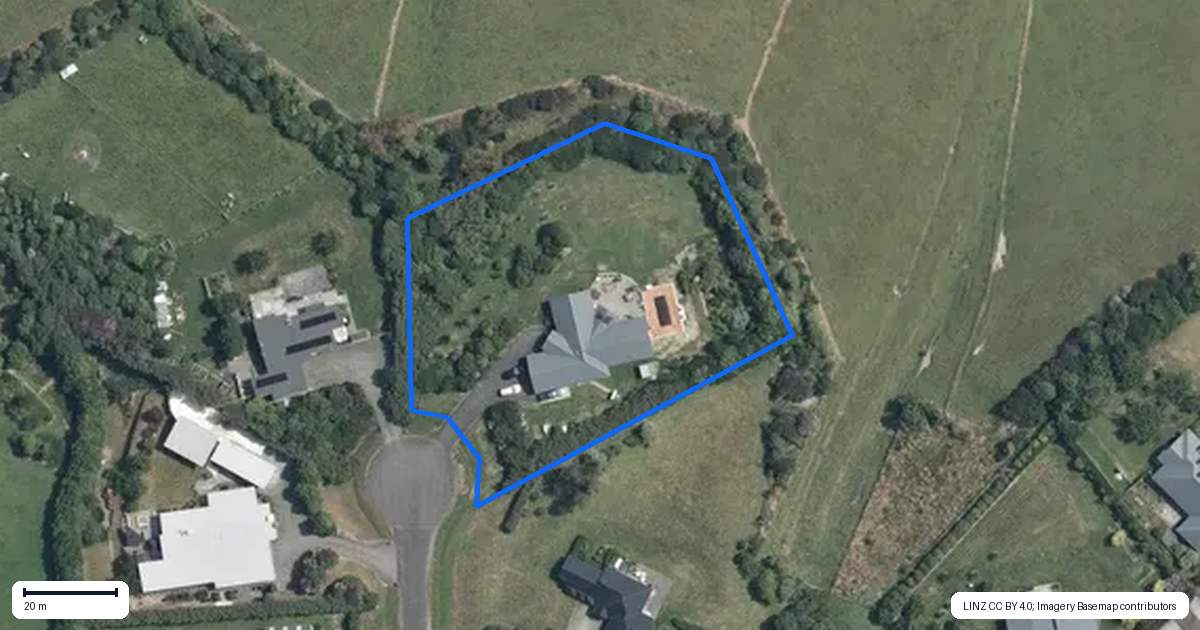 Property context map for 16 Sika Avenue, Feilding