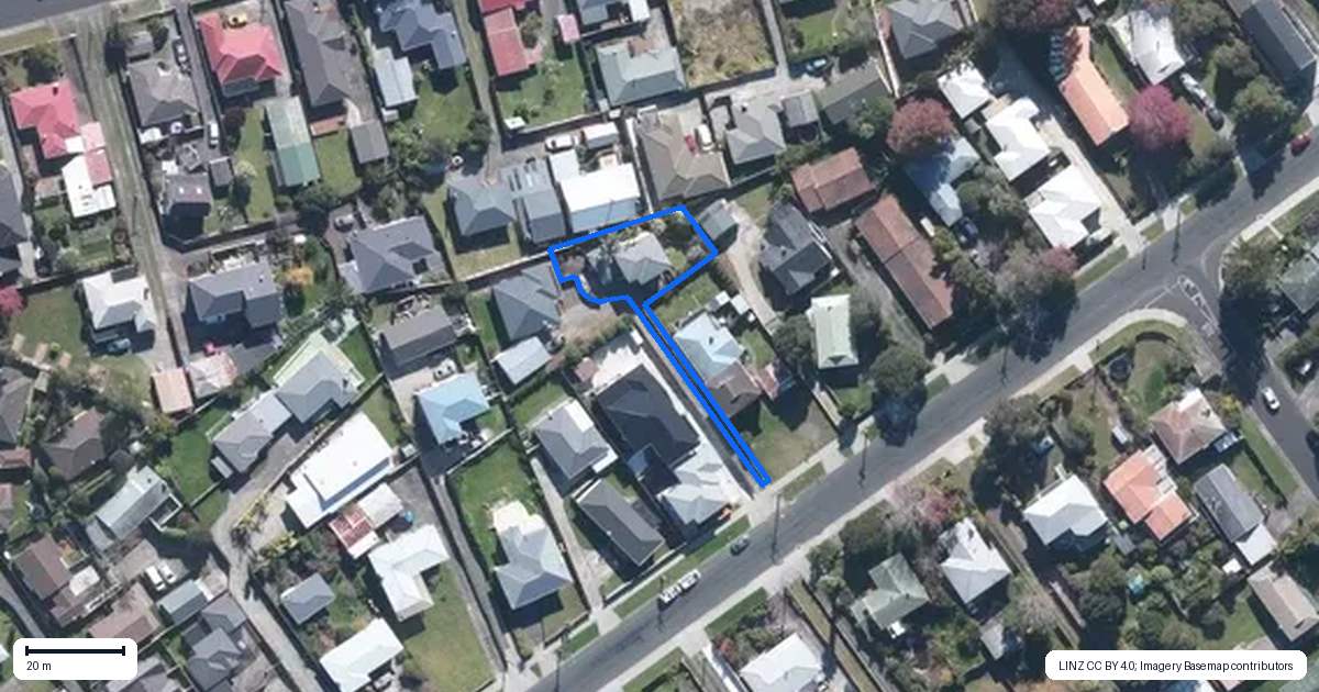 Property context map for 24C Roberts Road, Te Atatu South, Auckland