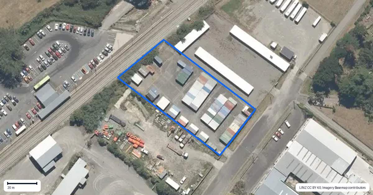 Property context map for 25 Birdwood Street, Featherston