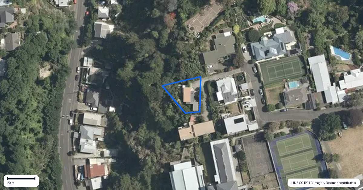 Property context map for 12 Cobden Crescent, Bluff Hill, Napier