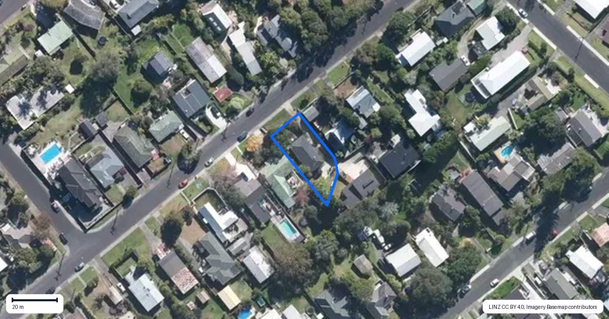 Property context map for 10 Dakota Avenue, Beach Haven, Auckland