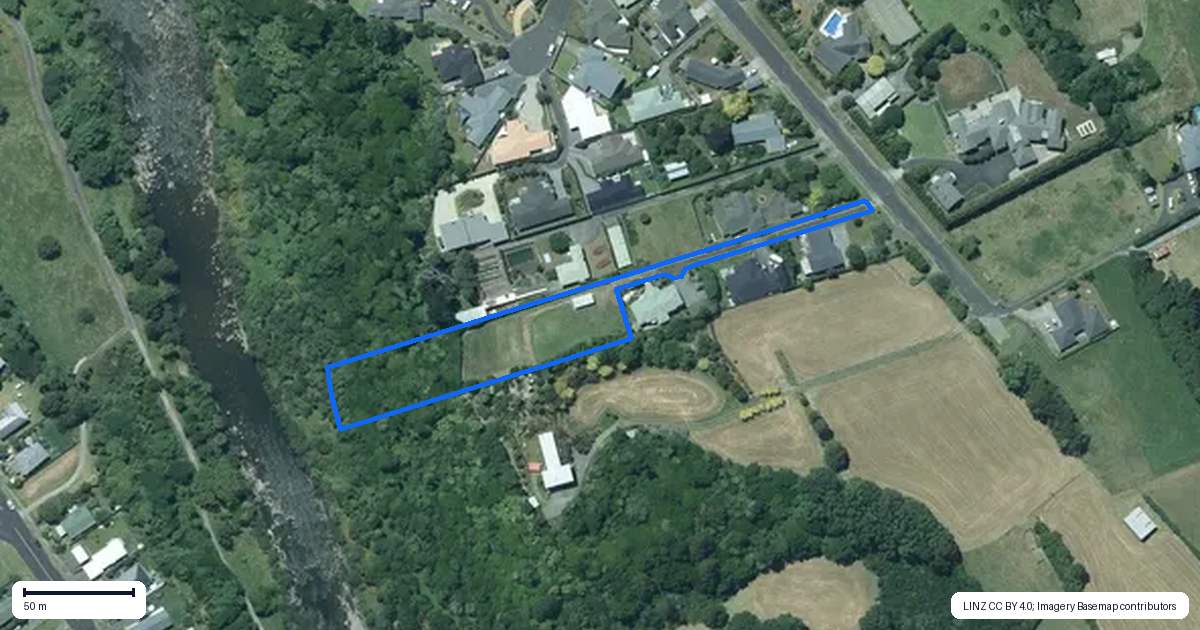 Property context map for 104C Queens Road, Glen Avon, New Plymouth