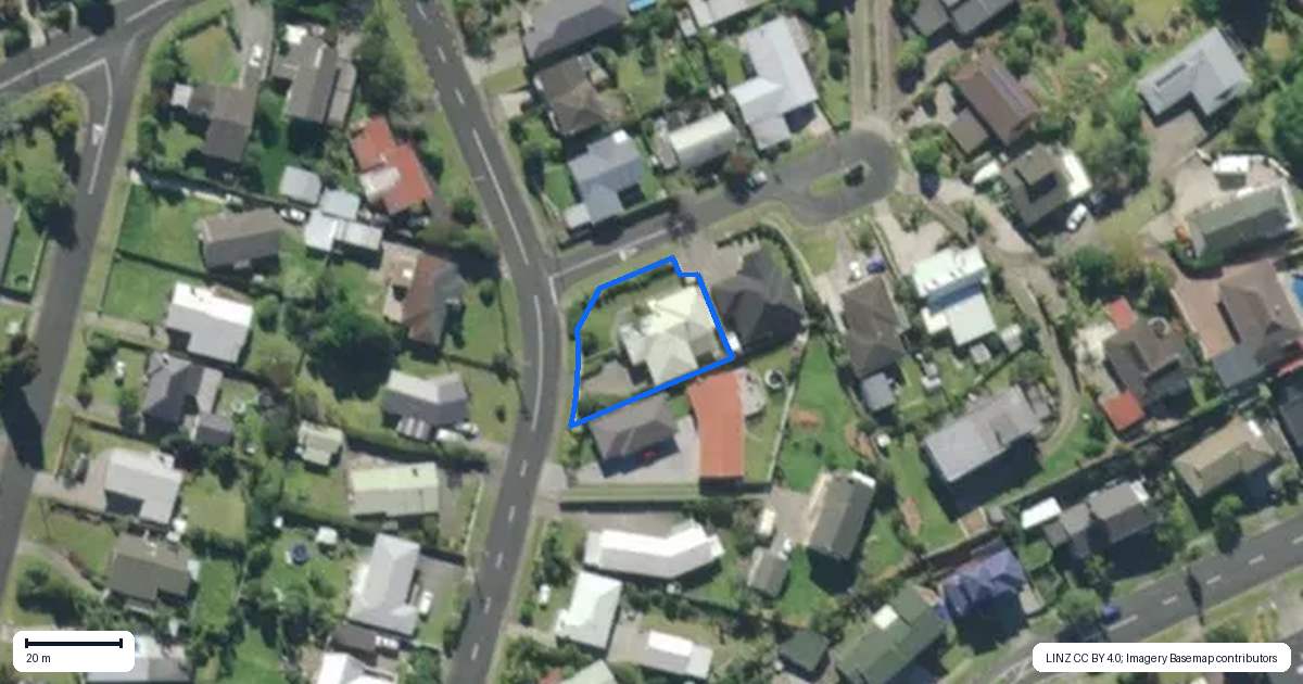 Property context map for 30 Te Paka Crescent, Te Kamo, Whangarei
