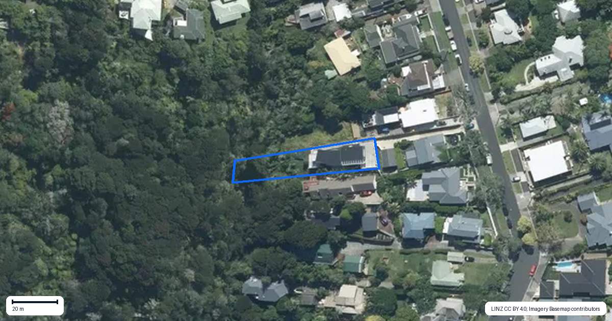 Property context map for 35A Seaview Avenue, Northcote, Auckland