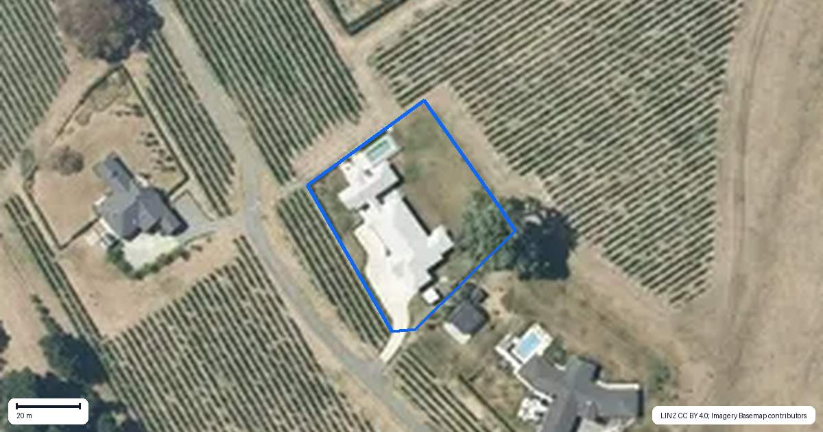 Property context map for 34 Side Road, Haumoana