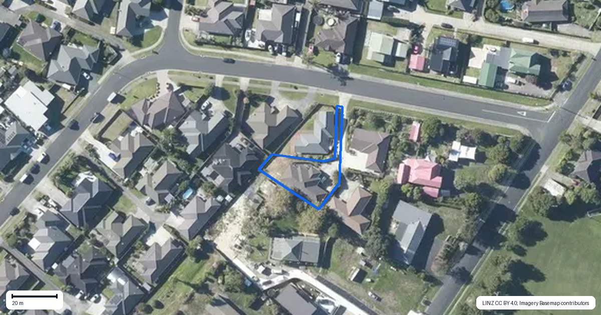 Property context map for 9A Ripple Grove, Waiuku