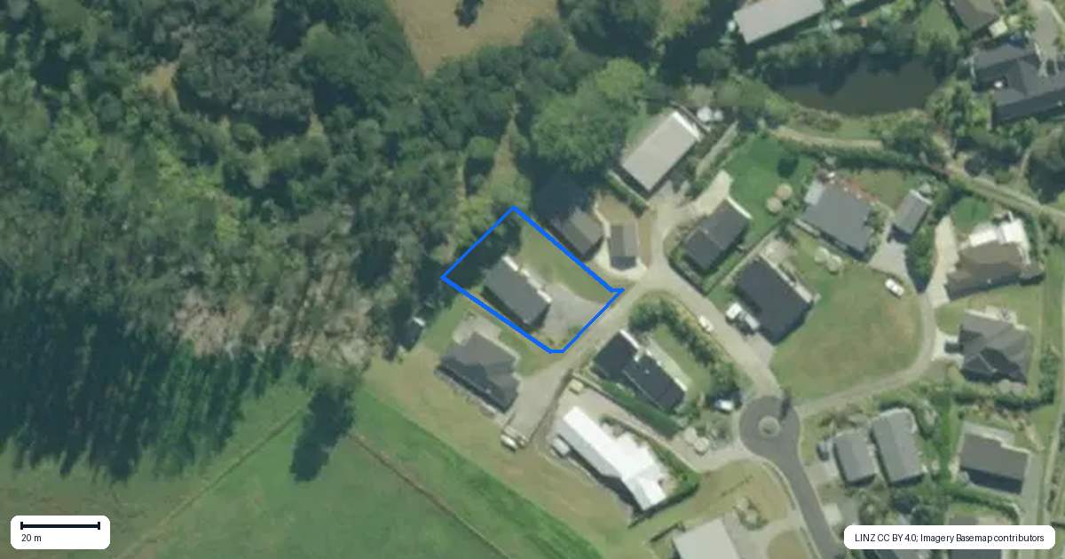 Property context map for 10 Kuaka Crescent, Mangawhai