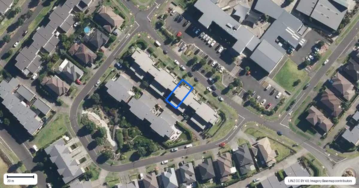 Property context map for 82 Tihi Street, Stonefields, Auckland