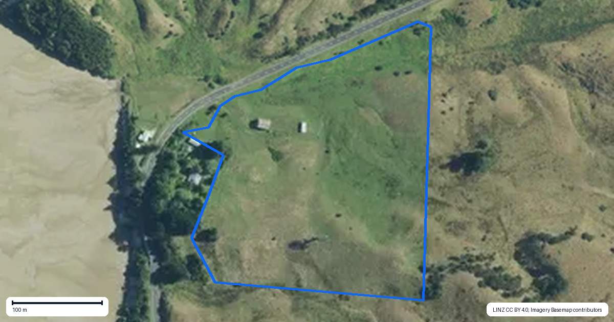 Property context map for 462 Ohautira Road, Raglan
