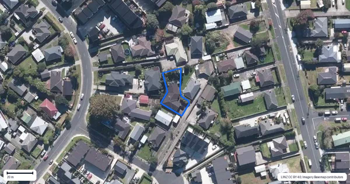 Property context map for 6A Shamrock Lane, Te Atatu Peninsula, Auckland