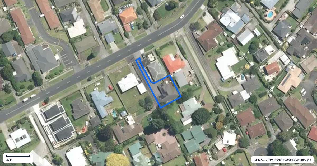 Property context map for 20A Youngs Road, Papakura