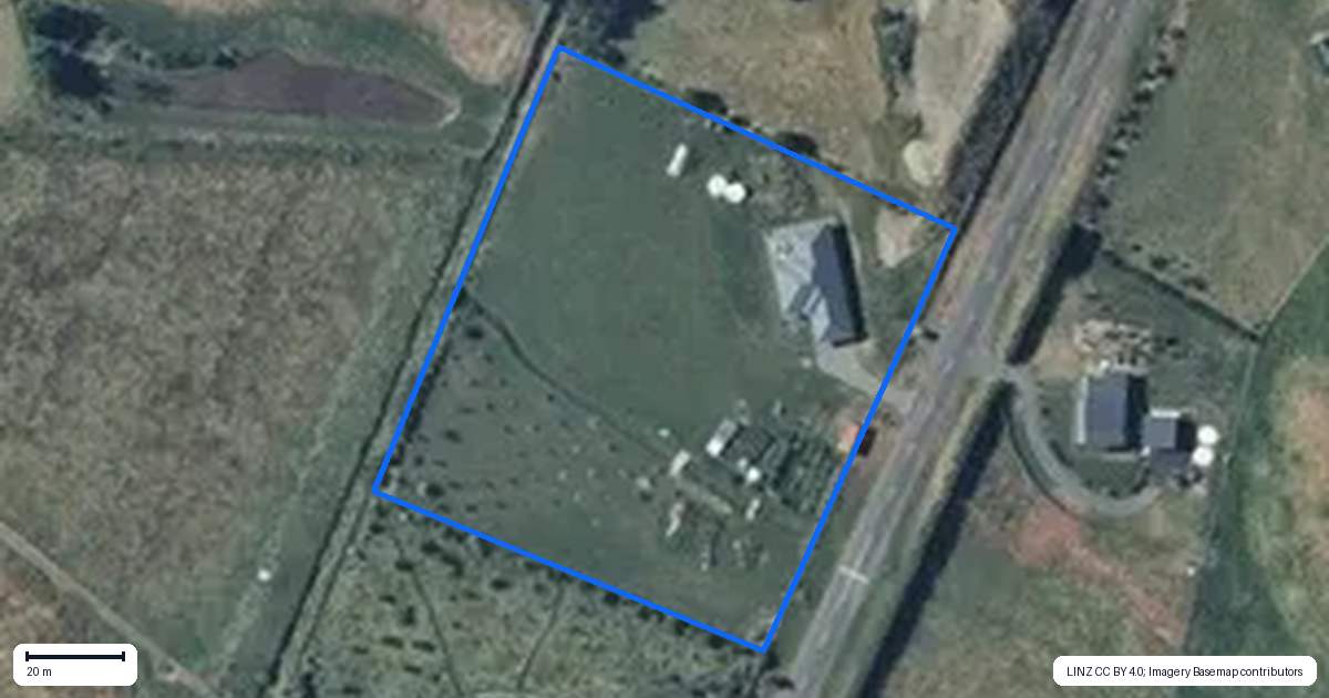 Property context map for 40 Kristin Place, Manakau