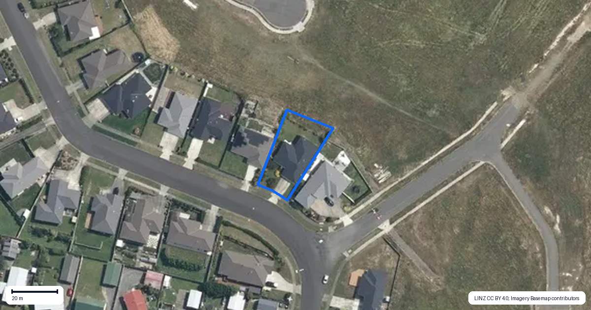 Property context map for 10 MacDonald Heights, Feilding