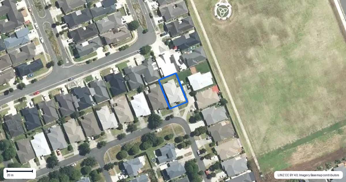 Property context map for 114 Popokatea Drive, Takanini, Auckland