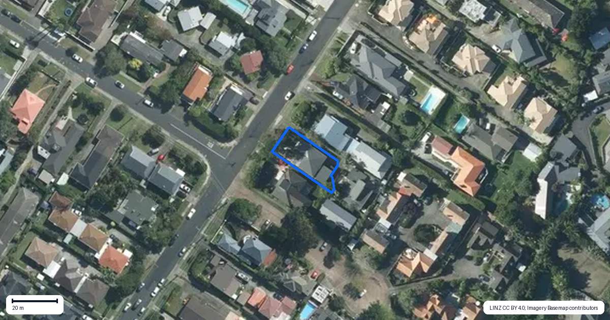 Property context map for 38 Eversleigh Road, Belmont, Auckland