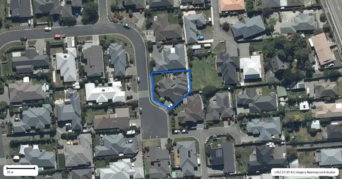 Property context map for 7 Serama Place, Burwood, Christchurch