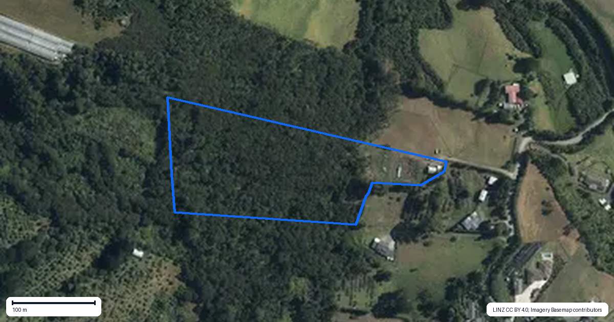 Property context map for 53 Arrowsmith Road, Waitakere, Auckland