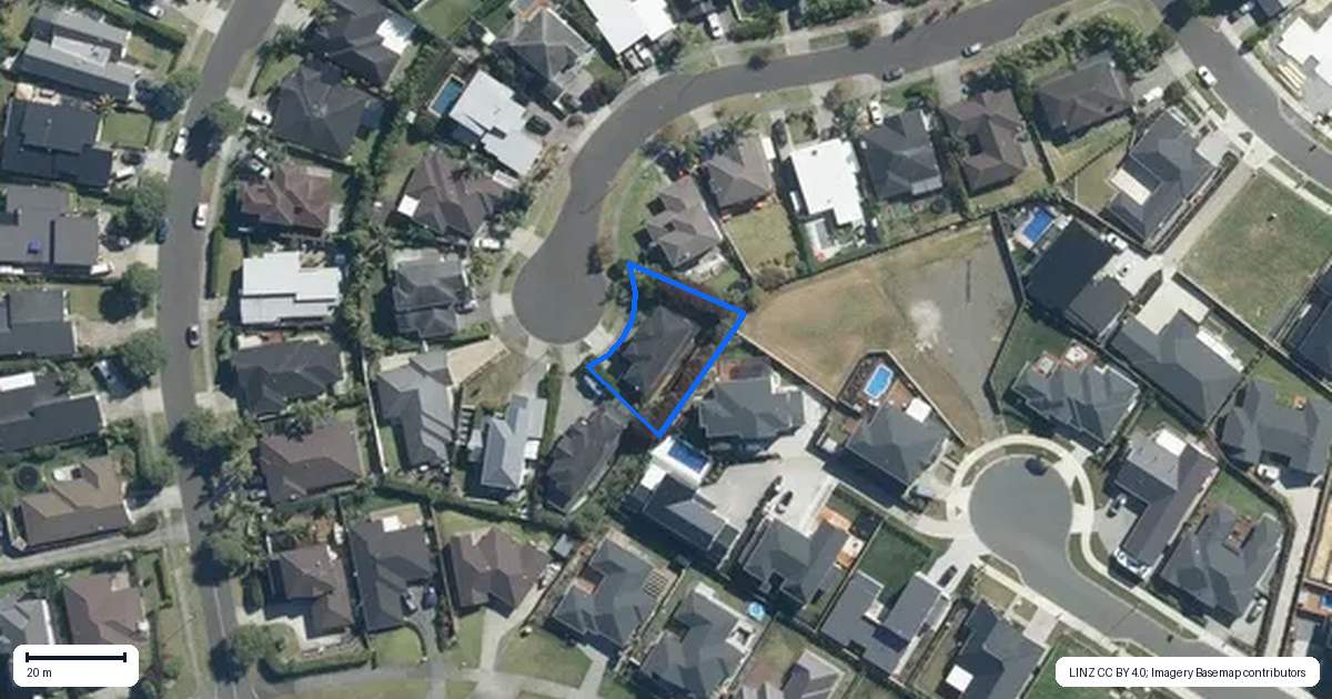 Property context map for 13 Vera Court, Silverdale