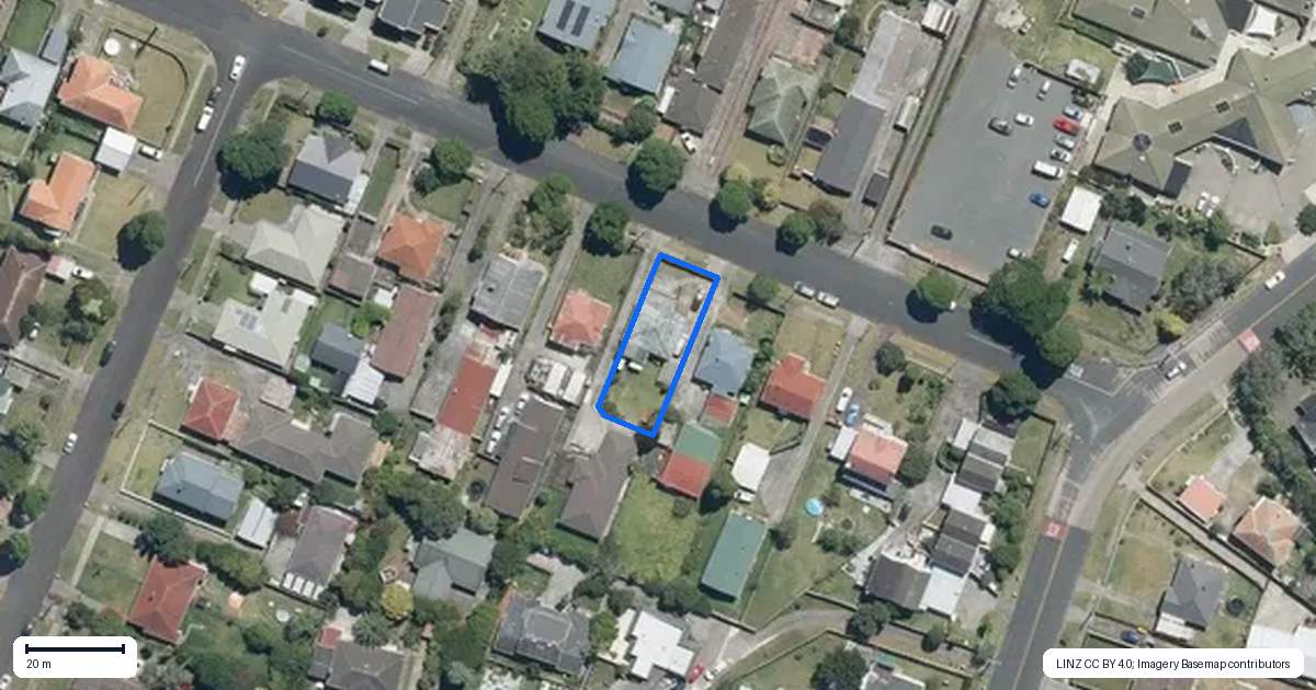 Property context map for 21 Islington Avenue, New Lynn, Auckland