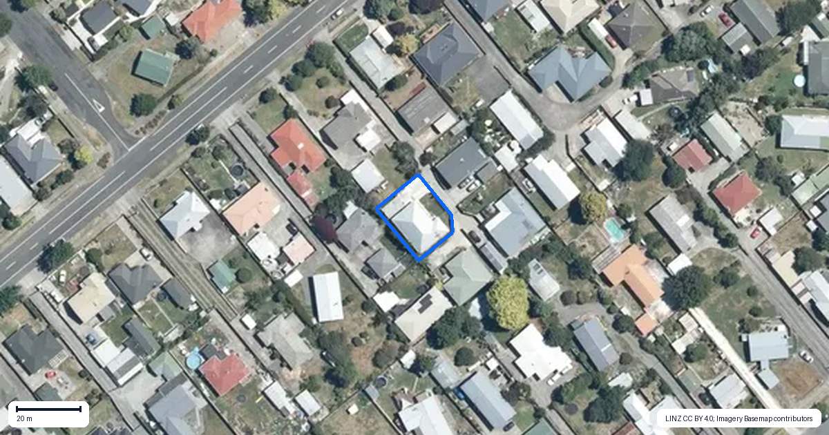 Property context map for 702E Park Road South, Akina, Hastings