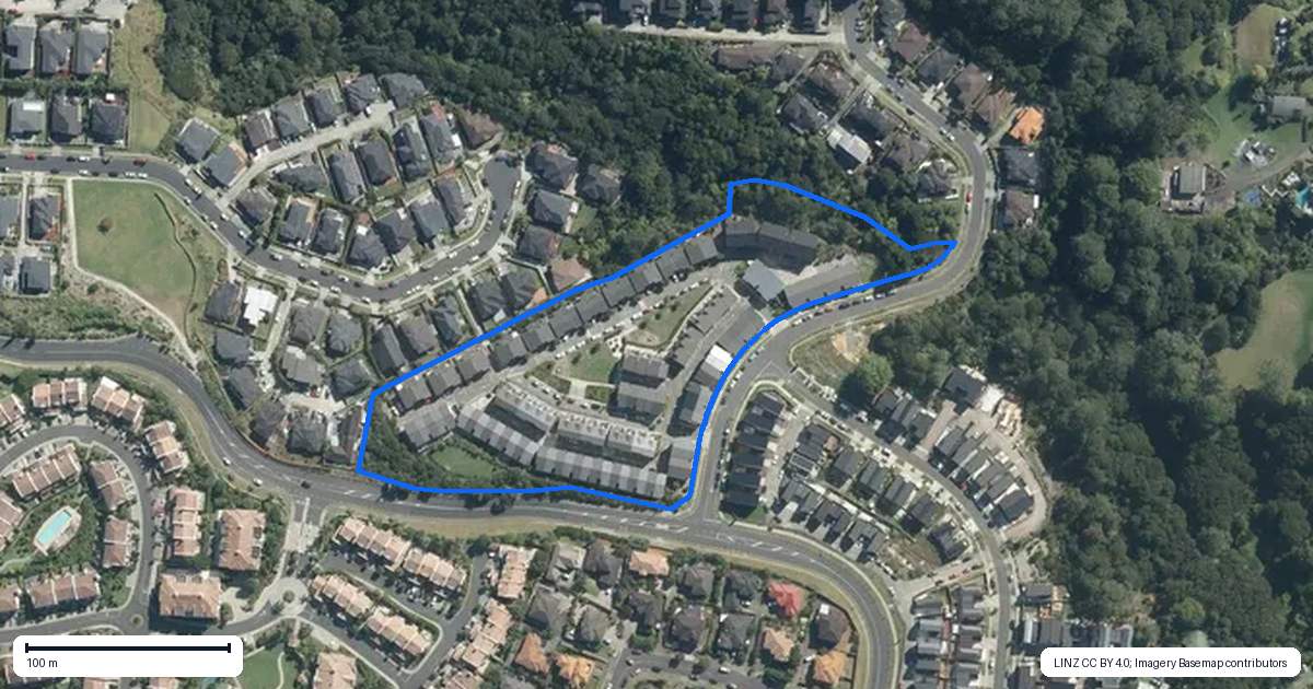 Property context map for 42 Makamaka Lane, Albany Heights, Auckland
