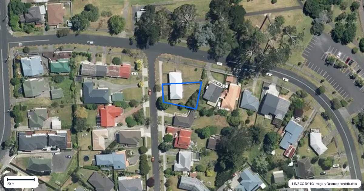 Property context map for 2 Crudge Street, Blockhouse Bay, Auckland