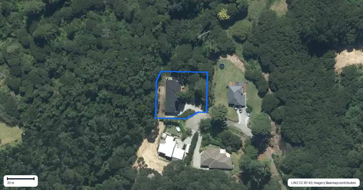 Property context map for 13/24 Ferry Road, Wade Heads, Whangaparaoa