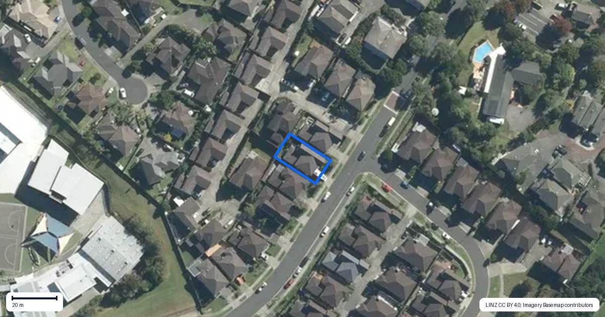 Property context map for 67 Fields Parade, Oteha, Auckland