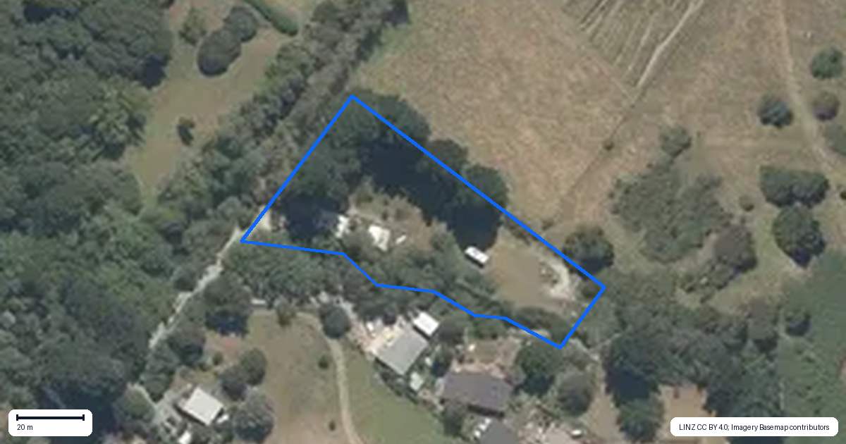 Property context map for 80 Johnston Street, Featherston