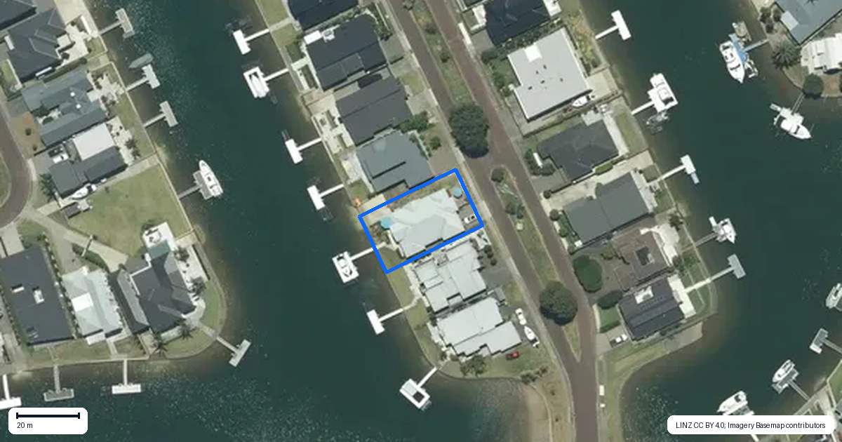 Property context map for 107 Motu Grande, Pauanui
