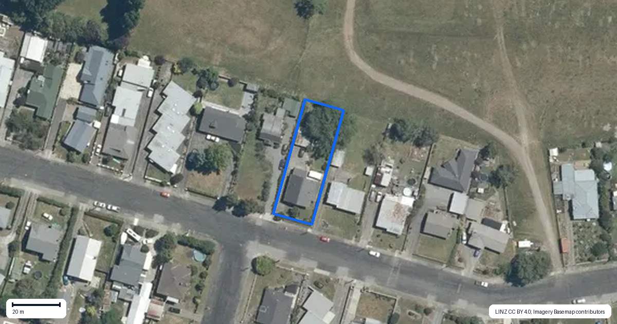 Property context map for 23 Francis Drake Street, Waipukurau