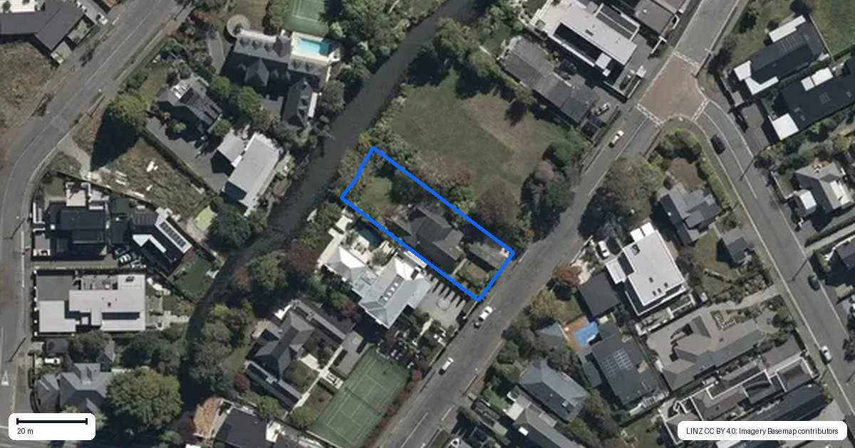Property context map for 7 Wairarapa Terrace, Merivale, Christchurch