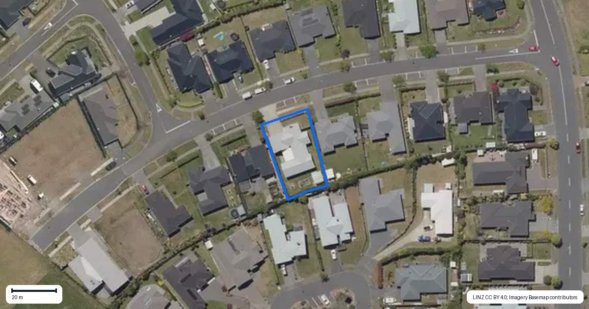 Property context map for 11 Royal Coachman Drive, Nukuhau, Taupo