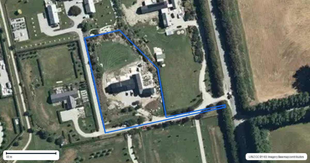 Property context map for 221 Lower Shotover Road, Speargrass Flat, Queenstown