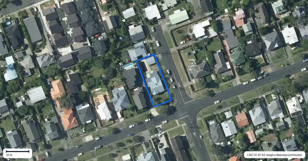 Property context map for 38 Aramoana Avenue, Devonport, Auckland