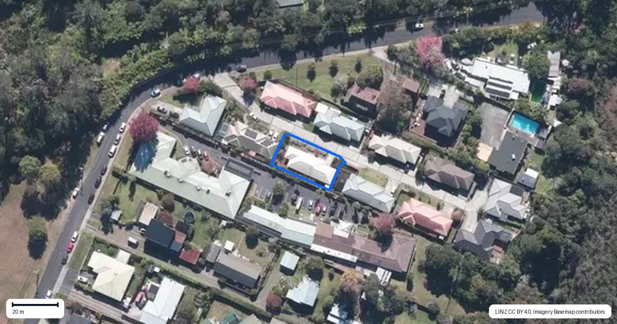 Property context map for 169C Colwill Road, Massey, Auckland