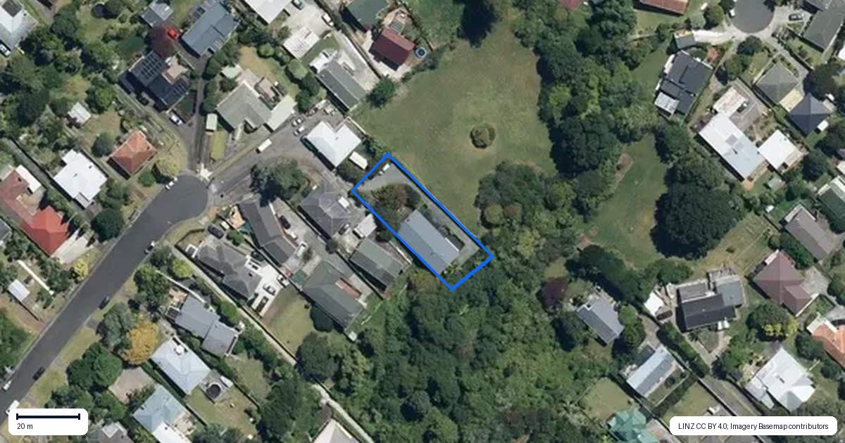 Property context map for 61A Fairmount Road, Titirangi, Auckland