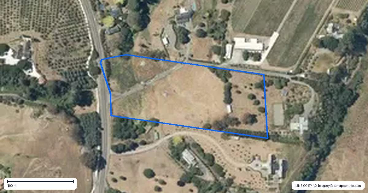 Property context map for 35 Waimarama Road, Havelock North
