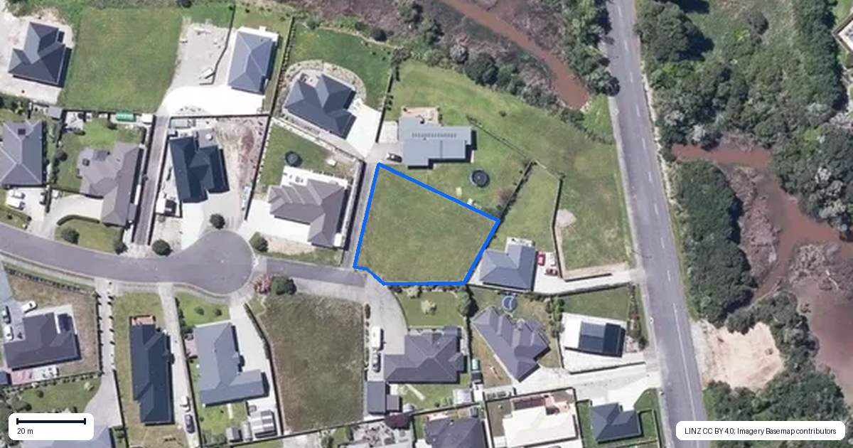 Property context map for 32 Kawatiri Place, Westport