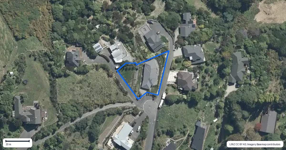 Property context map for 19 Bay Heights, Governors Bay