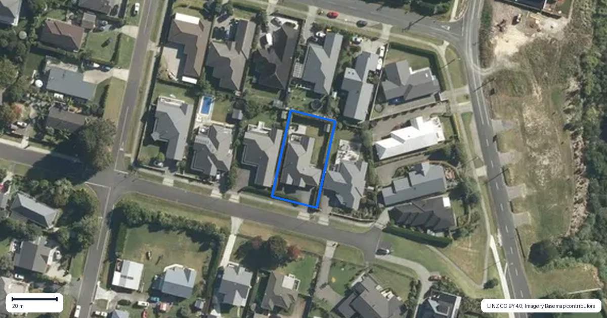 Property context map for 39 Albert Street, Riverhead