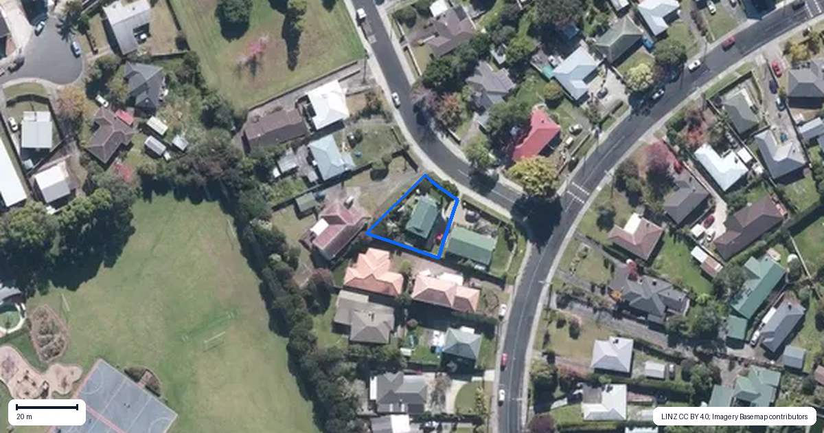 Property context map for 2B Porter Avenue, Te Atatu South, Auckland