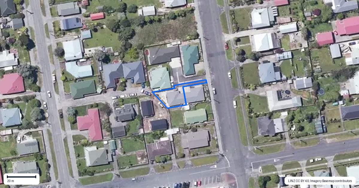 Property context map for 102B Queen Street, Westport