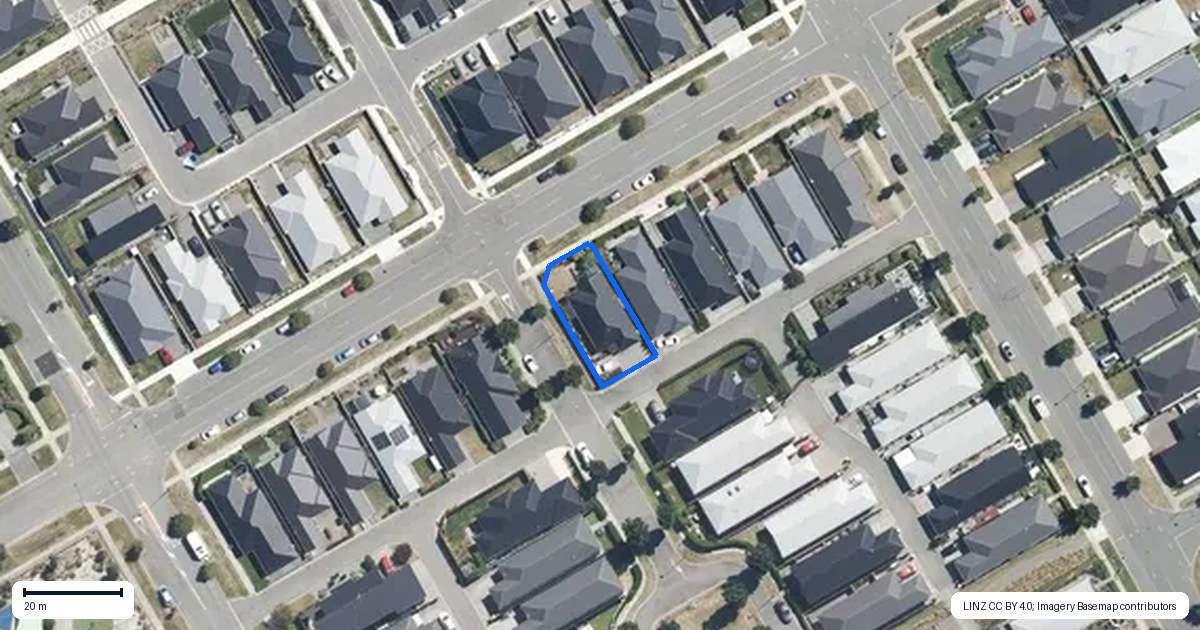 Property context map for 32 Whakatipu Street, Pegasus