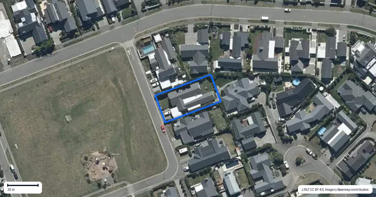 Property context map for 26 Waitikiri Square, Parklands, Christchurch