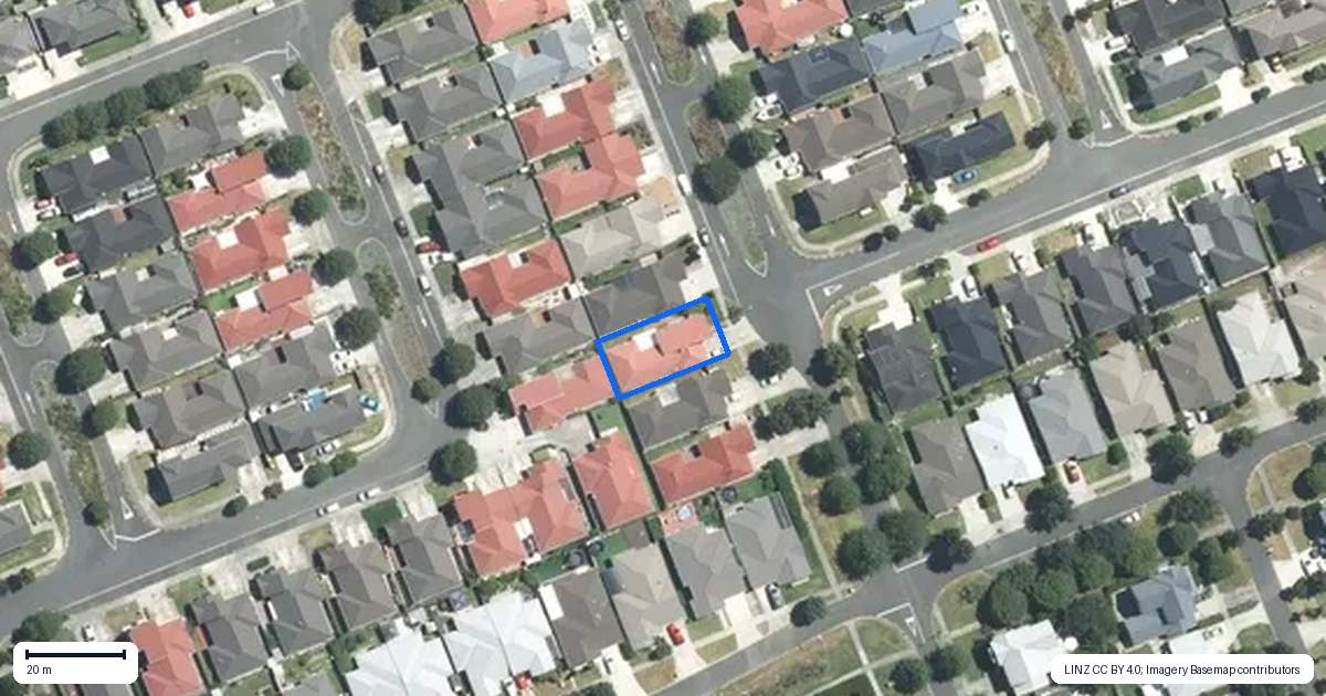 Property context map for 24 Tarapiroe Avenue, Takanini, Auckland