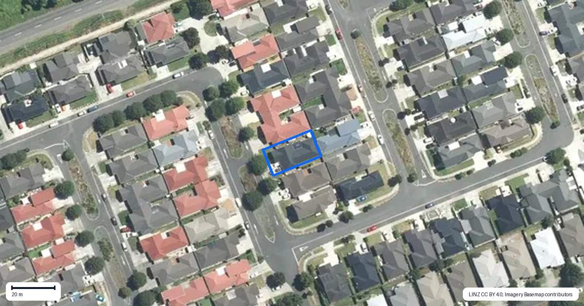 Property context map for 21 Tarapiroe Avenue, Takanini, Auckland