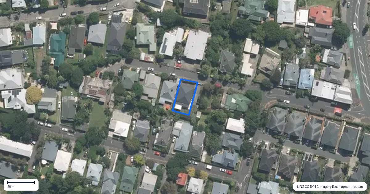 Property context map for 12 Kelly Street, Mount Eden, Auckland