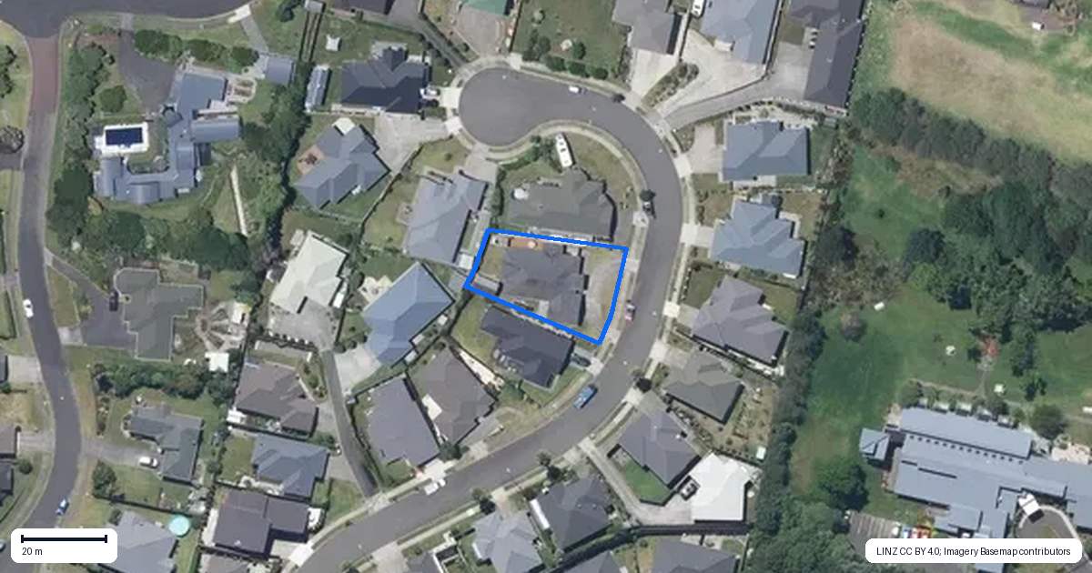 Property context map for 33 Edith Collier Drive, Otamatea, Whanganui