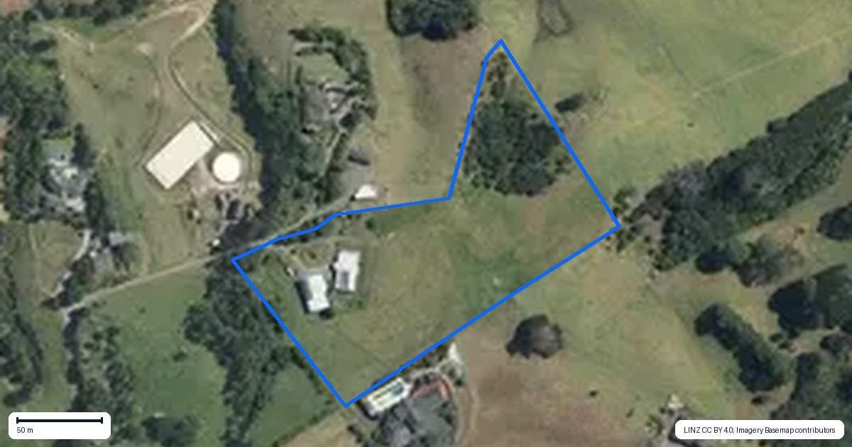 Property context map for 14B Wairere Road, Waitakere, Auckland